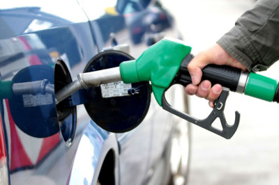 UK drivers handed terrifying petrol price warning if Iran strikes in Middle East go on