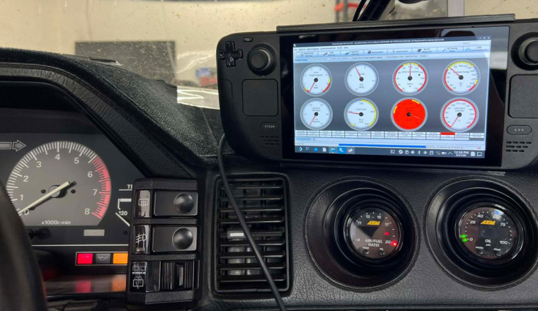 DIY Guy Dash Mounts a Steam Deck Gaming Handheld to Tune His Nissan 300ZX