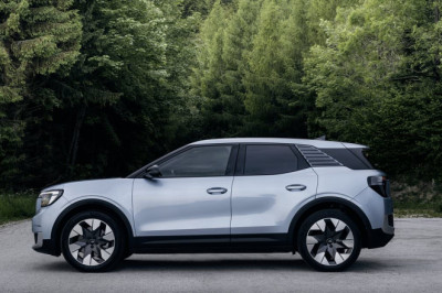 How WHIPPED CREAM is protecting you in car crashes: Ford invents new airbag system inspired by dessert cannister