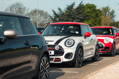 MINI Plant Oxford Sunday Service | 19/04