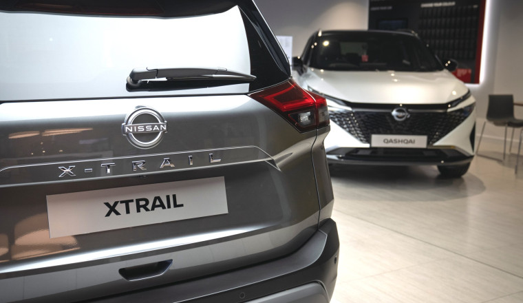 New car registrations enjoy best February in 22 years – but ZEV mandate fears return