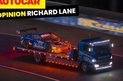 152mph kangaroo smash shows why cars and creatures don't mix