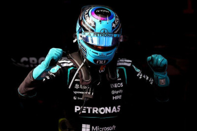 Dominant Russell wins in Aus as Merc dominate