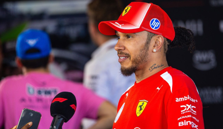 Hamilton backs Ferrari 'in fight' with Mercedes