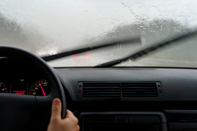 Using Wipers Without Headlights In Bad Weather Is Illegal In These US States