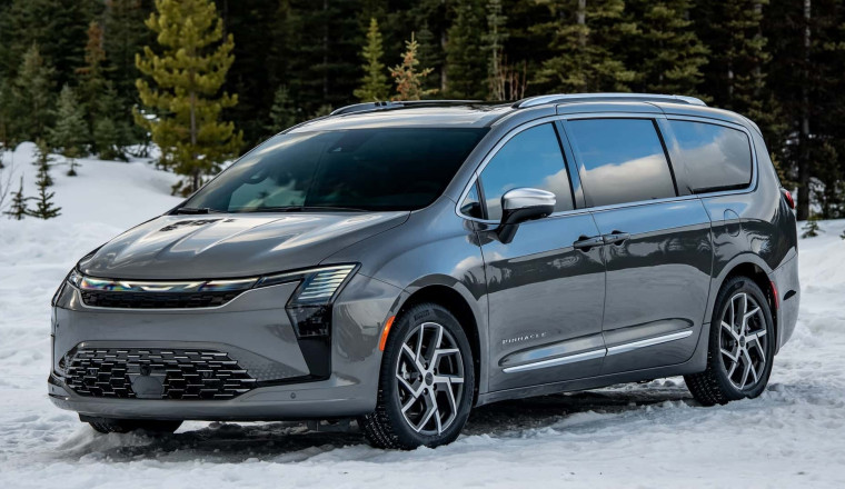 Chrysler Just Replaced Its Cheapest Minivan