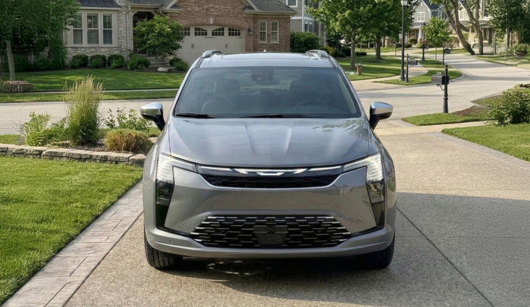 Chrysler Will Only Sell You One Thing And It's The Facelifted 2027 Pacifica Minivan