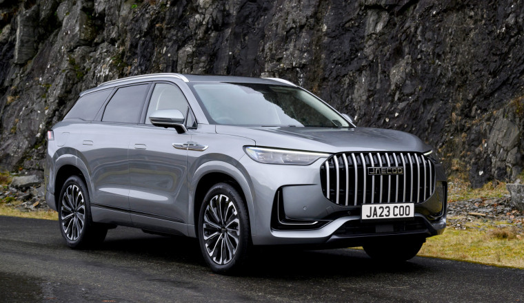 Flagship Jaecoo 8 plug-in hybrid SUV makes UK debut