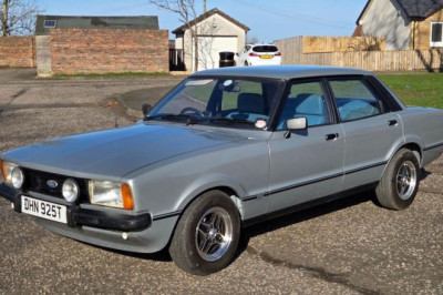 Ford Cortina 3.0 S | Spotted