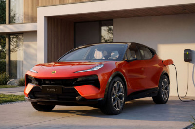 New Lotus Eletre X is re-engineered from EV to 952hp hybrid