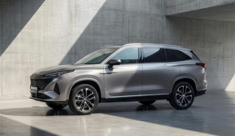 New MG S9 due in UK this month as £34k, seven-seat PHEV