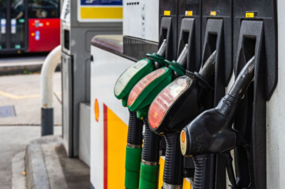Petrol and diesel drivers urged to make driving change as pump prices soar