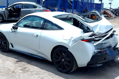 Someone Crashed Their New Prelude Before Hitting 300 Miles, And They’re Not Alone