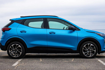 GM Intends to Keep Chevy Bolt Starting Price Below $30K