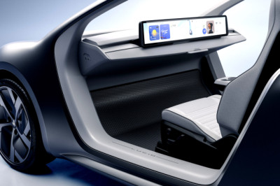 Lucid Shows Its Pedal-Free Future As It Confirms Subscription For Its Current Cars