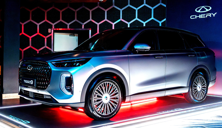 Three Chinese Carmakers Are Rushing To Enter Canada In 2026, And It’s Only The Start