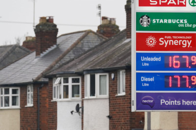 Competition watchdog puts fuel retailers 'on notice' to prevent drivers being ripped off