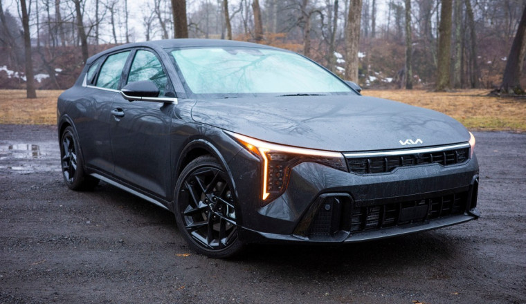 2026 Kia K4 Hatchback Review: The Weird Civic Alternative Gets Weirder