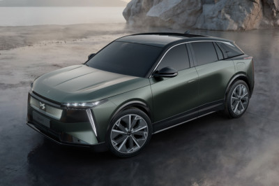 New DS No7 SUV revealed with choice of petrol or 460-mile EV
