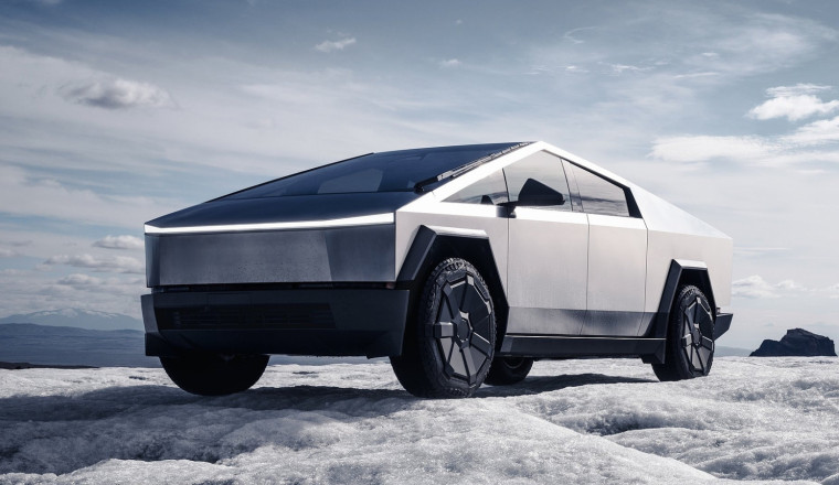 Which Car Should Die Instead Of The Volvo EX30?