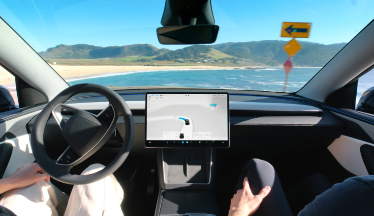 Former Uber Self-Driving Chief Crashes Tesla On FSD Into A Concrete Wall