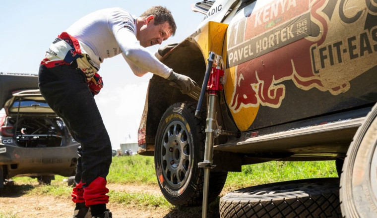 Ogier urges Toyota to dig deeper after tough Safari