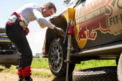 Ogier urges Toyota to dig deeper after tough Safari