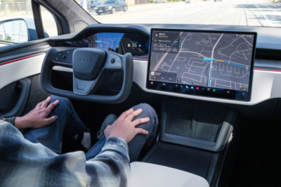 Feds Expand Tesla FSD Investigation After Visibility Failures