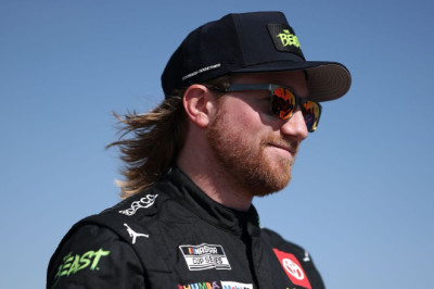 Reddick leads 23XI 1-2 in Darlington qualifying