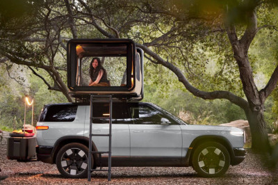 US electric SUV giant Rivian is coming to the UK... but not for a while