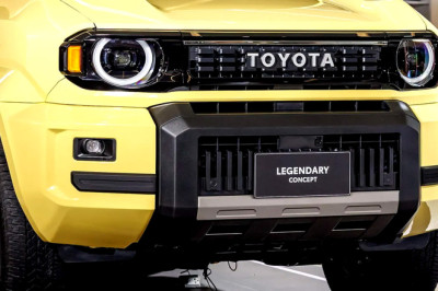 Baby Land Cruiser FJ Arrives At Flagship Corolla Cross Money, And It Didn’t Show Up Alone