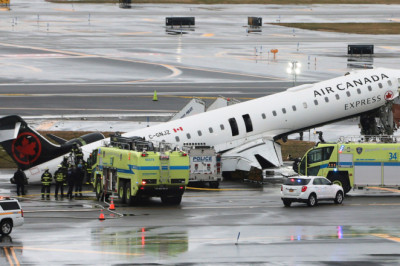 'I Messed Up' LaGuardia Air Traffic Controller Was Juggling Sky And Ground Traffic By Himself Right Before Deadly Crash With Firetruck