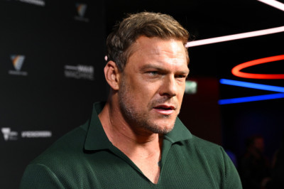 'Reacher' Actor's Neighborhood Motorcycle Fight Is Deeply Embarrassing, No Matter Who Was More Wrong