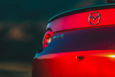 Mazda Promises To Keep The Next Miata Under 2,200 Pounds