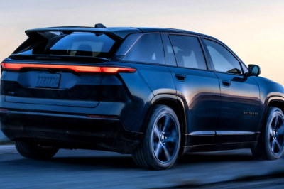 Nearly 1 In 15 Wagoneer S EVs Have A Part That Can Fall Off