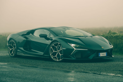 Bullish Lamborghini continues to shine – but clouds gather