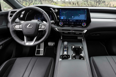 A Tiny Capacitor Lexus Forgot Is Now Costing 144000 Owners An Afternoon