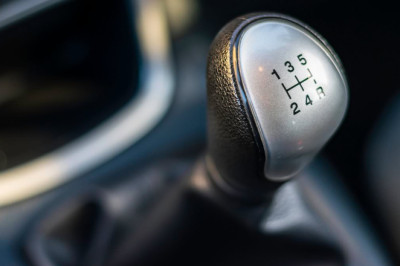 Death of the gear change- Less than a quarter of new cars have a manual transmission with EVs killing off the gear stick within FOUR YEARS