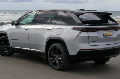 Jeep Recalls Over 11,000 Wagoneer S Models For Rear Liftgate Issue