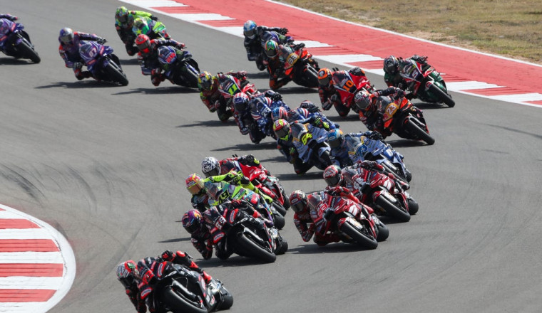 Bezzecchi wins fifth straight grand prix in Aprilia 1-2