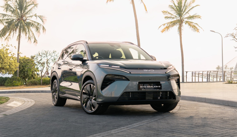 Elon Once Called BYD A Joke. The 2026 Sealion 8 PHEV Disagrees | Review