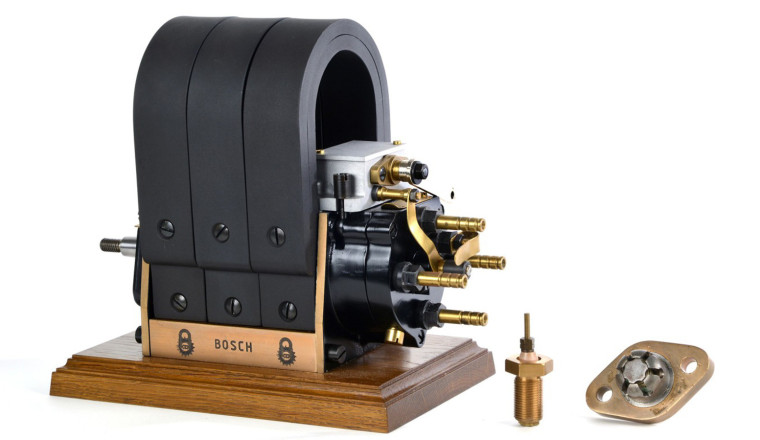How Bosch's Magneto Ignition Device Made Spark Plugs Possible