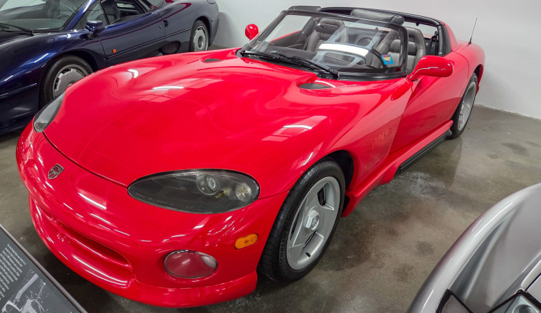 How Dodge Transformed The Viper From Twitchy Beast To Predictable Handler