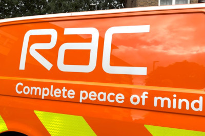 RAC mechanic issues EV alert for drivers making petrol or diesel comparison