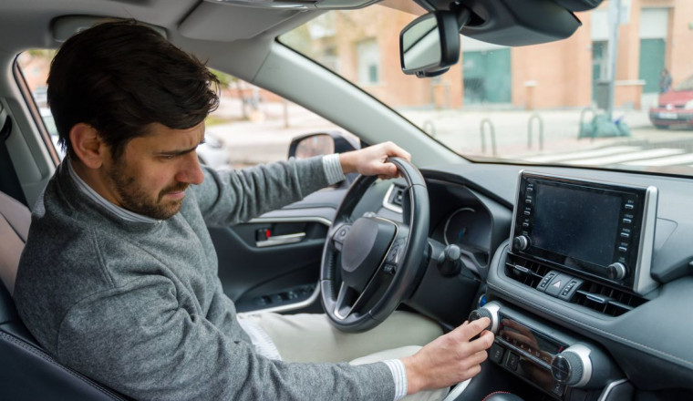 UK drivers could lose insurance cover and face £2.5k fine over simple car fault