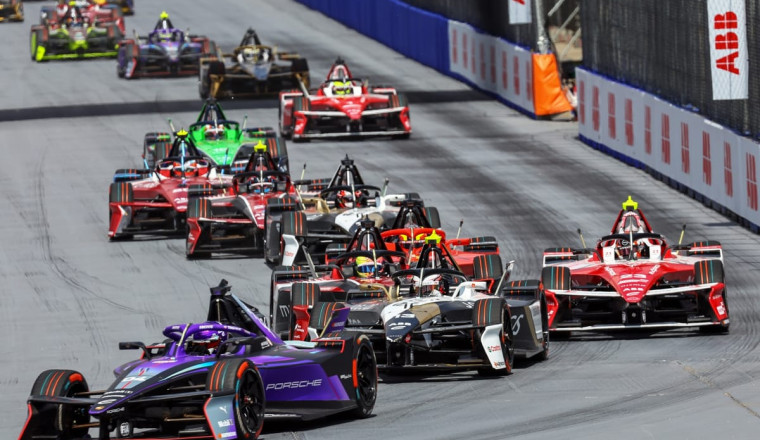 Formula E finally has a hostile title fight again