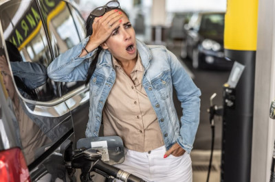 Pump prices rocketed at record rate last month as Iran war sent average cost of filling up with petrol soaring by £11 and £22 for diesel