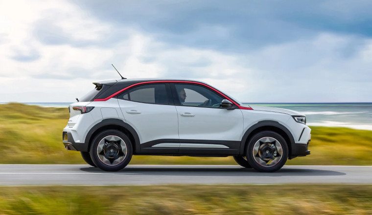 Stellantis recalls 44,000 UK cars due to potential fire risk