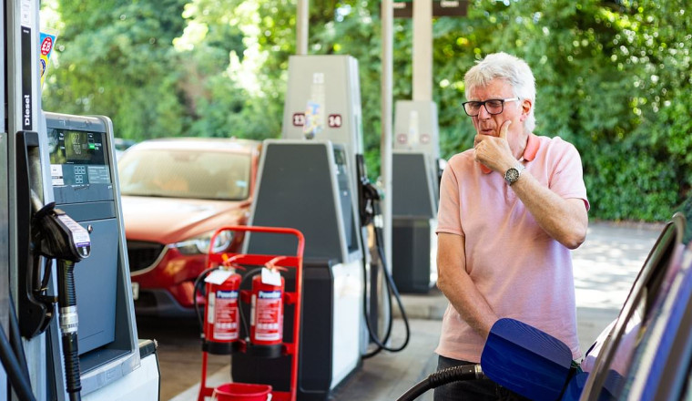 The petrol price apps Rachel Reeves recommends to save money - but are they any good?