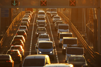 RAC 'sets record straight' for EV drivers over 'running out of charge' fears